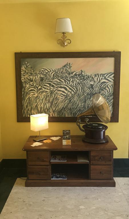 La Locanda Del Palatoraffinato Ciampino Exteriör bild