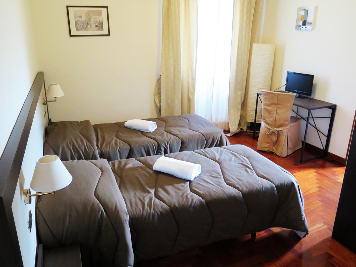 La Locanda Del Palatoraffinato Ciampino Exteriör bild