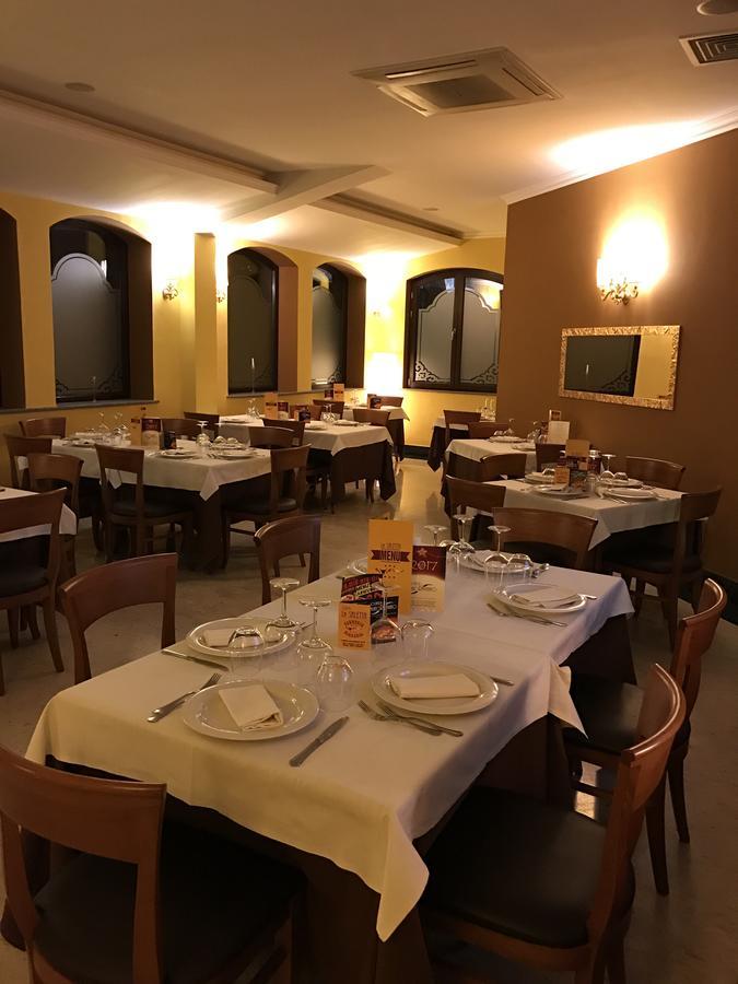 La Locanda Del Palatoraffinato Ciampino Exteriör bild